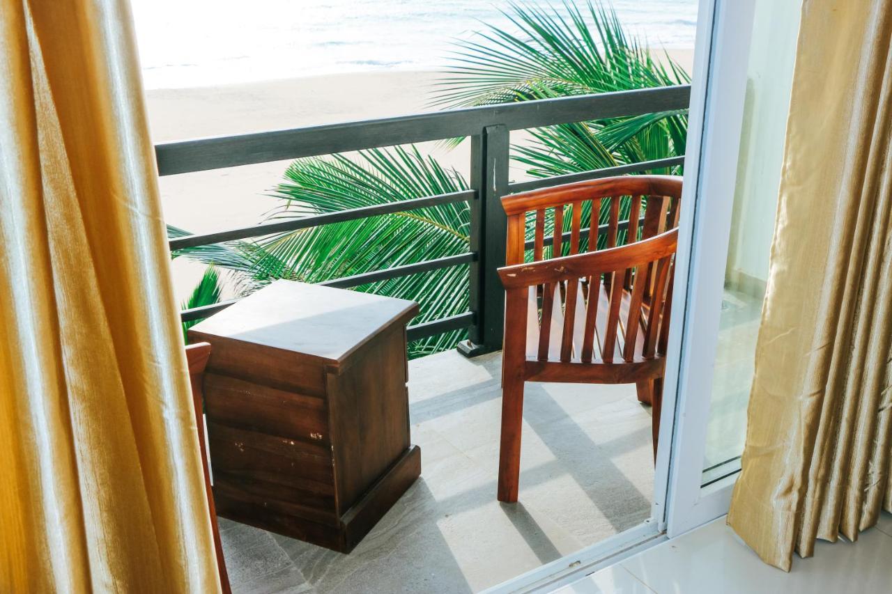 Ocean Edge Hikka Hotel
